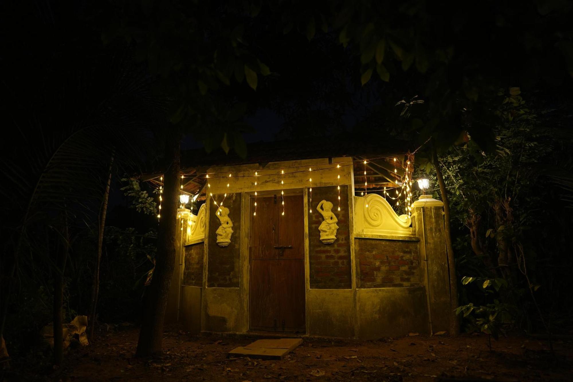 Kayyalas Courtyard Thrissur Εξωτερικό φωτογραφία